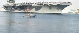 حاملة الطائرات آيزنهاور