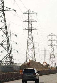 أبراج كهرباء في السعودية