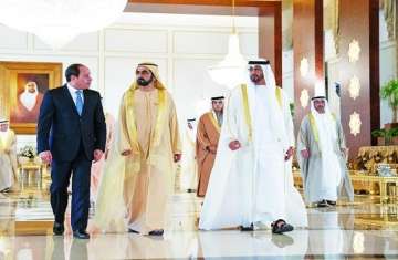 رئيس الإمارات ونائبه والسيسي - صورة أرشيفية