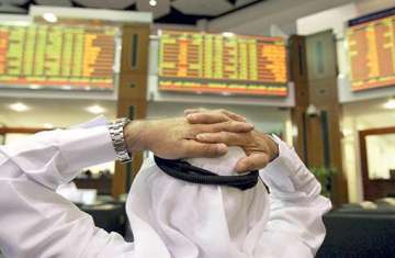 التراجع يخيم على أغلب بورصات الخليج