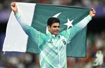 Arshad Nadeem of Team Pakistan celebrates winning the gold medal