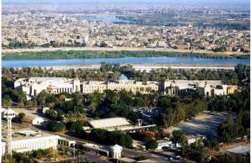 The Tigris River and City of Baghdad - Wikipedia