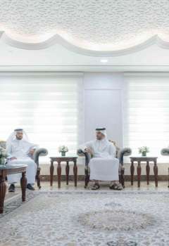 Sultan bin Ahmed Al Qasimi visits Sharjah Court