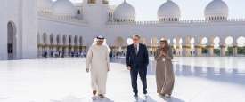 كير ستارمر في جامع الشيخ زايد الكبير