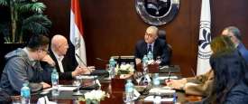 جانب من اجتماع رئيس الهيئة العامة للاستثمار