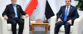 الرئيس المصري عبد الفتاح السيسي ونظيره الإيراني مسعود بزشكيان