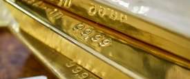 أسعار الذهب تبلغ أعلى مستوى في أسبوعين مع تراجع الدولار