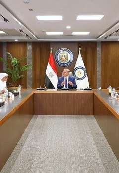 لقاء وزير البترول ومجموعة أبوظبي